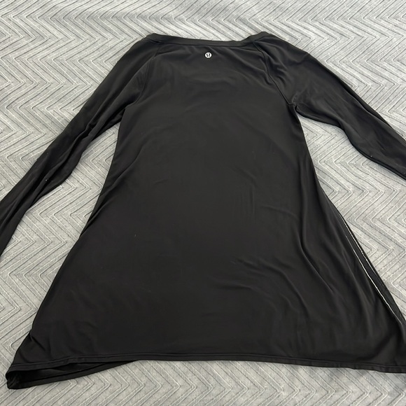Lululemon Long Sleeve Stretch Top - Picture 5 of 7